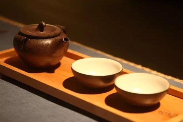 入夜，喝什么茶好?